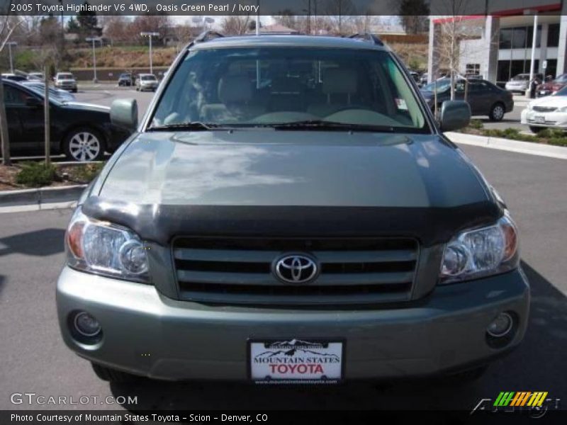 Oasis Green Pearl / Ivory 2005 Toyota Highlander V6 4WD