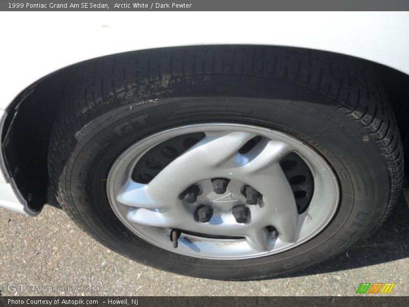 Arctic White / Dark Pewter 1999 Pontiac Grand Am SE Sedan