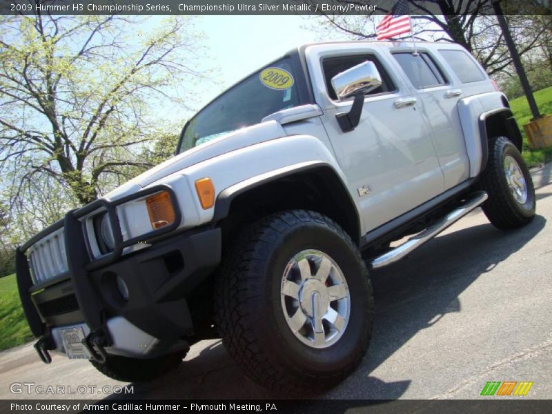 Championship Ultra Silver Metallic / Ebony/Pewter 2009 Hummer H3 Championship Series