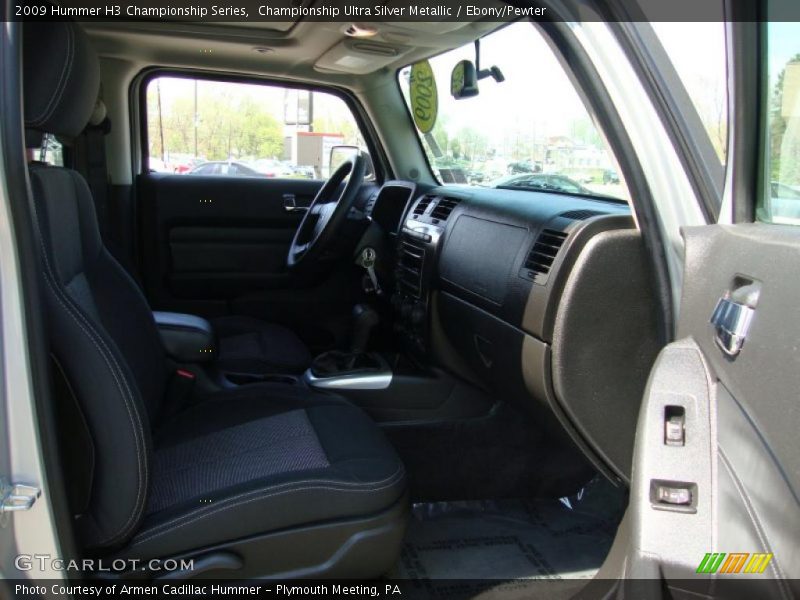 Championship Ultra Silver Metallic / Ebony/Pewter 2009 Hummer H3 Championship Series