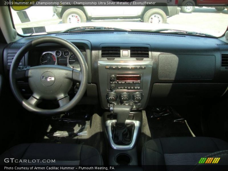 Championship Ultra Silver Metallic / Ebony/Pewter 2009 Hummer H3 Championship Series