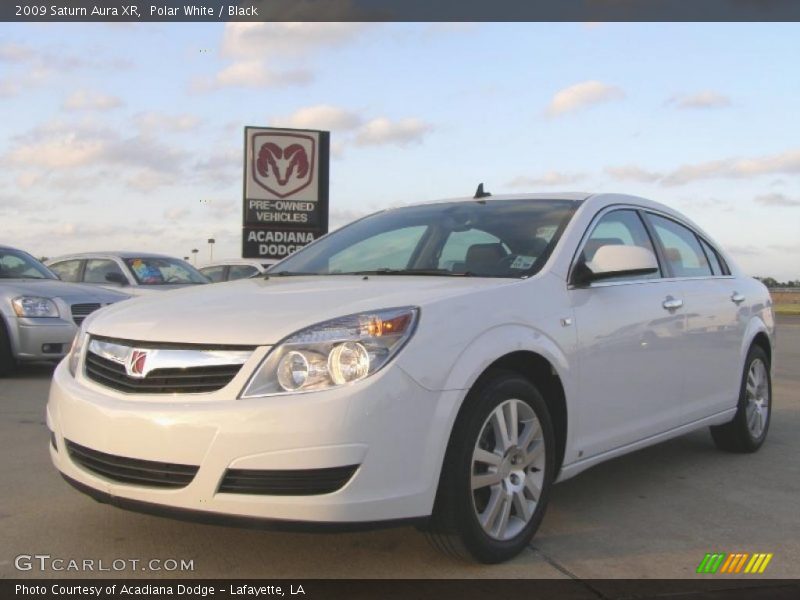 Polar White / Black 2009 Saturn Aura XR