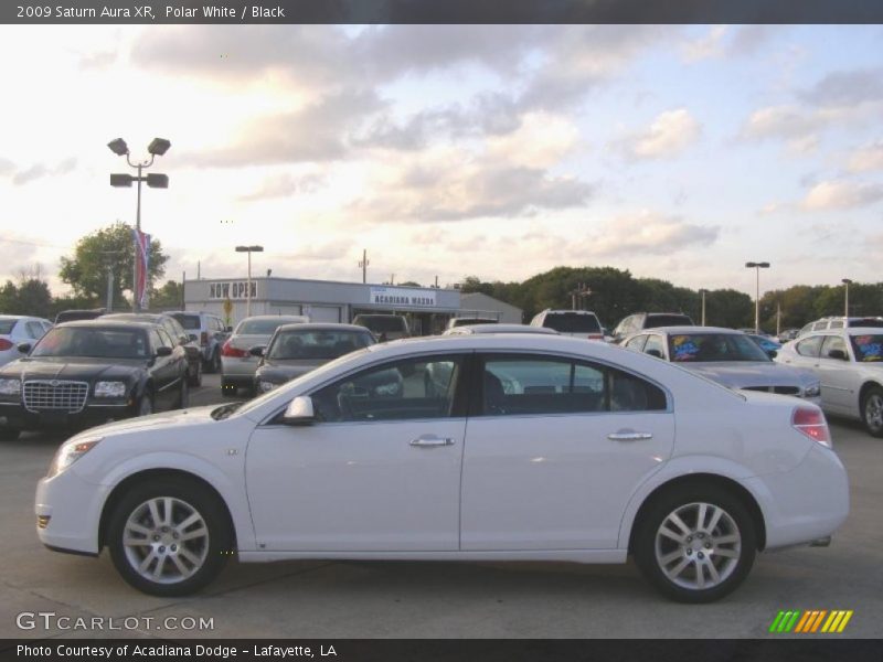 Polar White / Black 2009 Saturn Aura XR