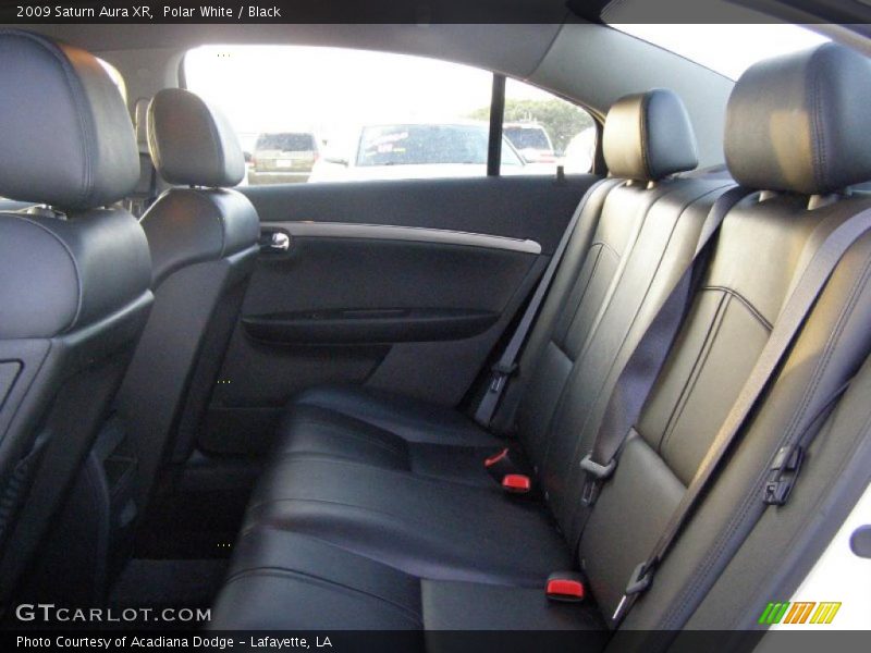 Polar White / Black 2009 Saturn Aura XR
