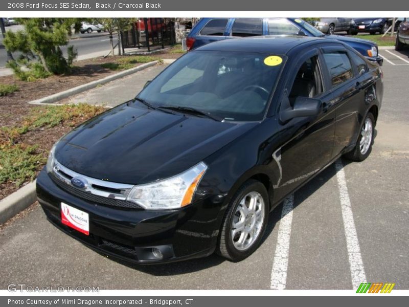 Black / Charcoal Black 2008 Ford Focus SES Sedan