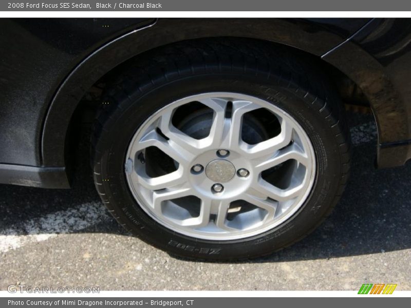 Black / Charcoal Black 2008 Ford Focus SES Sedan