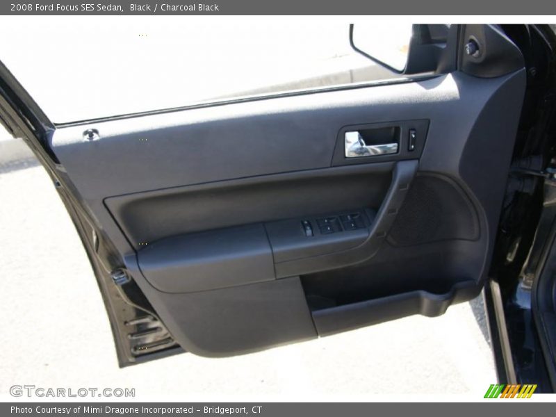 Black / Charcoal Black 2008 Ford Focus SES Sedan