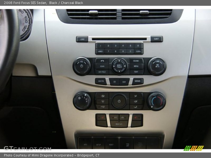 Black / Charcoal Black 2008 Ford Focus SES Sedan