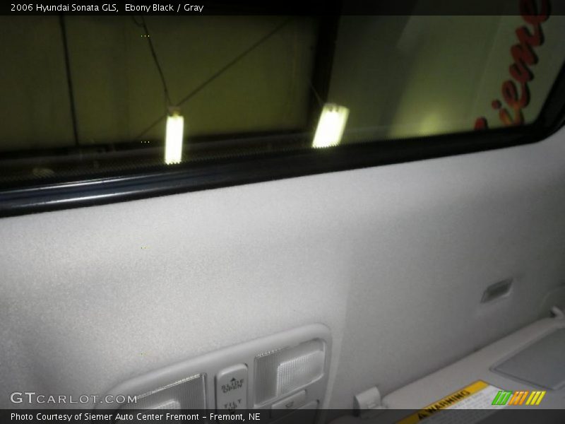 Ebony Black / Gray 2006 Hyundai Sonata GLS