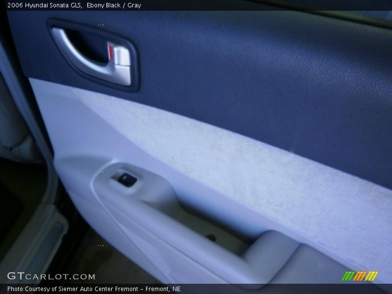 Ebony Black / Gray 2006 Hyundai Sonata GLS