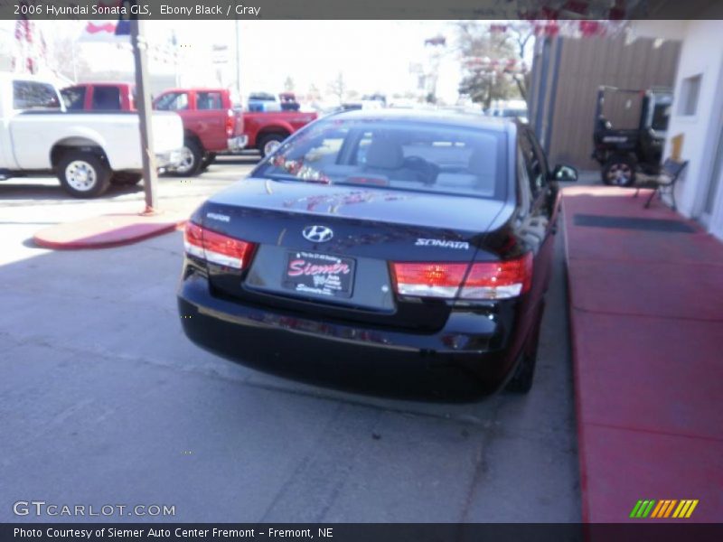 Ebony Black / Gray 2006 Hyundai Sonata GLS