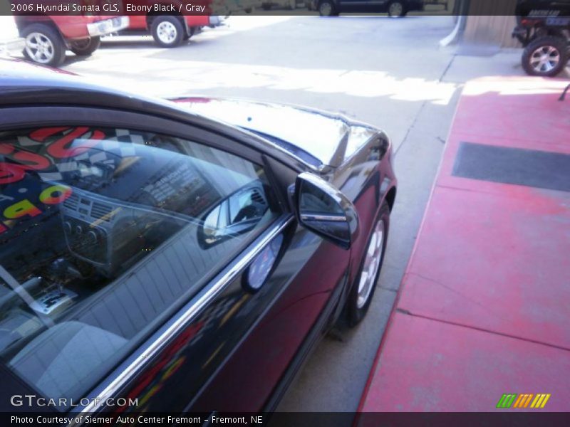 Ebony Black / Gray 2006 Hyundai Sonata GLS