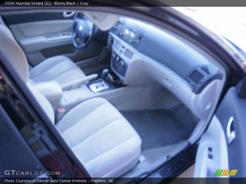 Ebony Black / Gray 2006 Hyundai Sonata GLS