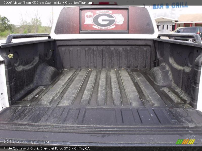 White / Graphite/Titanium 2006 Nissan Titan XE Crew Cab