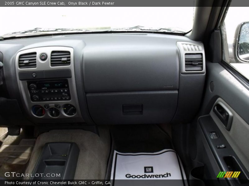 Onyx Black / Dark Pewter 2005 GMC Canyon SLE Crew Cab