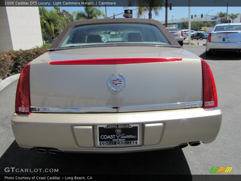 Light Cashmere Metallic / Cashmere 2006 Cadillac DTS Luxury