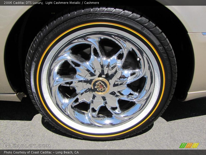Light Cashmere Metallic / Cashmere 2006 Cadillac DTS Luxury