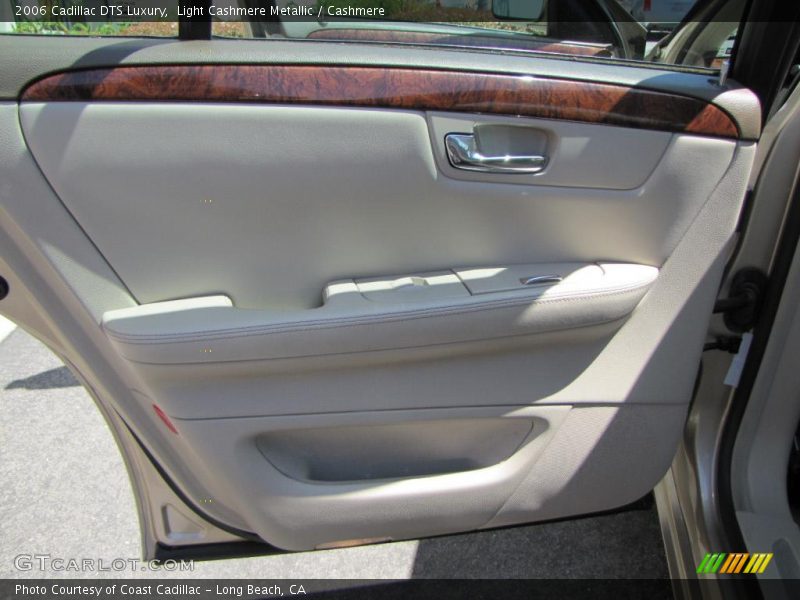 Light Cashmere Metallic / Cashmere 2006 Cadillac DTS Luxury