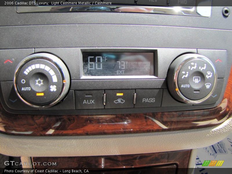Light Cashmere Metallic / Cashmere 2006 Cadillac DTS Luxury