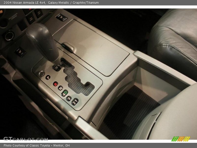 Galaxy Metallic / Graphite/Titanium 2004 Nissan Armada LE 4x4