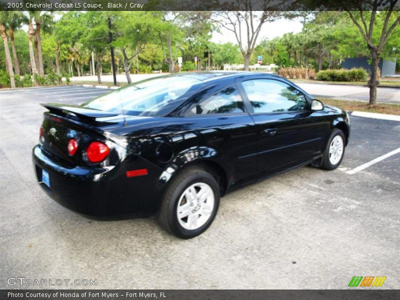 Black / Gray 2005 Chevrolet Cobalt LS Coupe