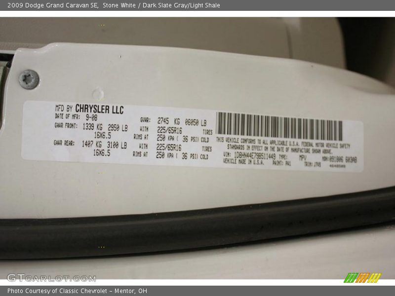 Stone White / Dark Slate Gray/Light Shale 2009 Dodge Grand Caravan SE