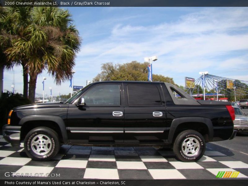 Black / Gray/Dark Charcoal 2006 Chevrolet Avalanche LS