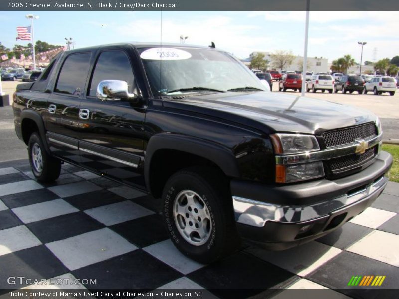 Black / Gray/Dark Charcoal 2006 Chevrolet Avalanche LS