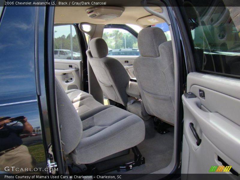 Black / Gray/Dark Charcoal 2006 Chevrolet Avalanche LS
