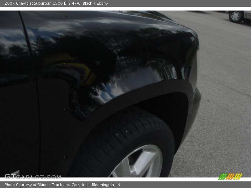 Black / Ebony 2007 Chevrolet Suburban 1500 LTZ 4x4
