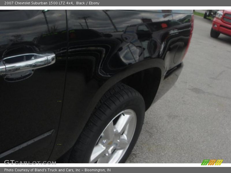 Black / Ebony 2007 Chevrolet Suburban 1500 LTZ 4x4