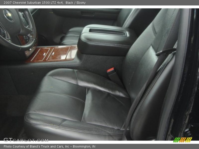 Black / Ebony 2007 Chevrolet Suburban 1500 LTZ 4x4