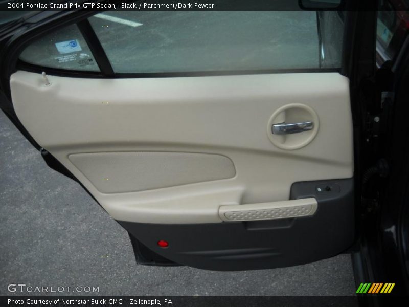 Black / Parchment/Dark Pewter 2004 Pontiac Grand Prix GTP Sedan