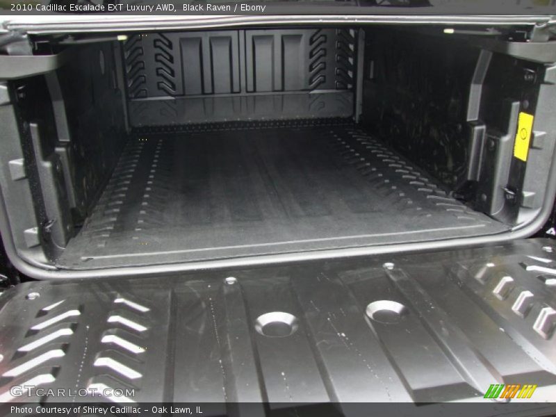 Black Raven / Ebony 2010 Cadillac Escalade EXT Luxury AWD