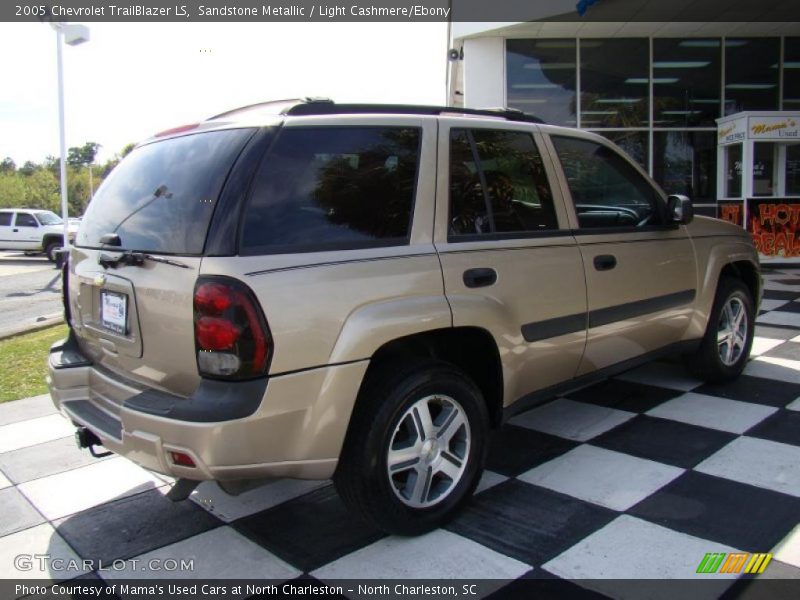Sandstone Metallic / Light Cashmere/Ebony 2005 Chevrolet TrailBlazer LS