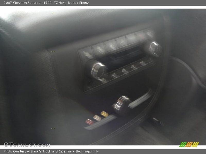 Black / Ebony 2007 Chevrolet Suburban 1500 LTZ 4x4