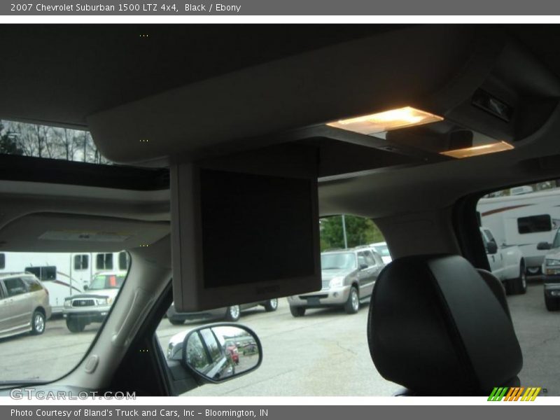 Black / Ebony 2007 Chevrolet Suburban 1500 LTZ 4x4