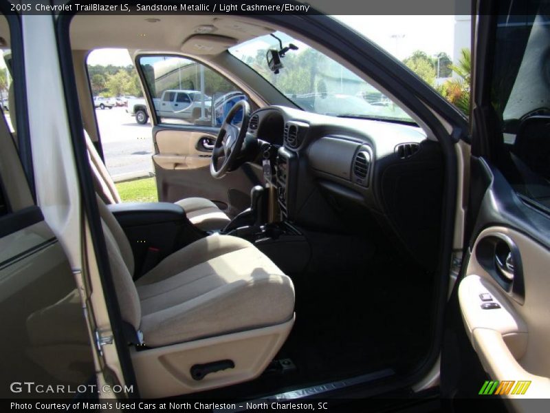Sandstone Metallic / Light Cashmere/Ebony 2005 Chevrolet TrailBlazer LS