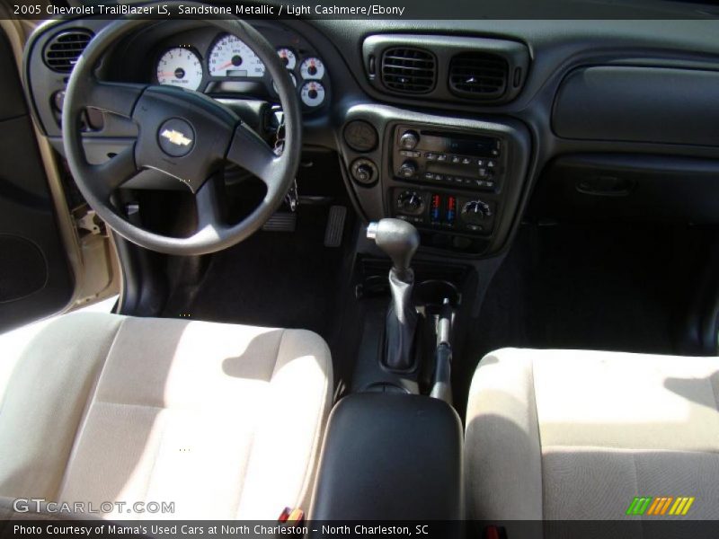 Sandstone Metallic / Light Cashmere/Ebony 2005 Chevrolet TrailBlazer LS
