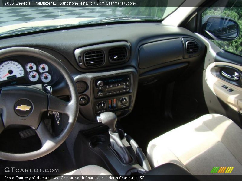 Sandstone Metallic / Light Cashmere/Ebony 2005 Chevrolet TrailBlazer LS