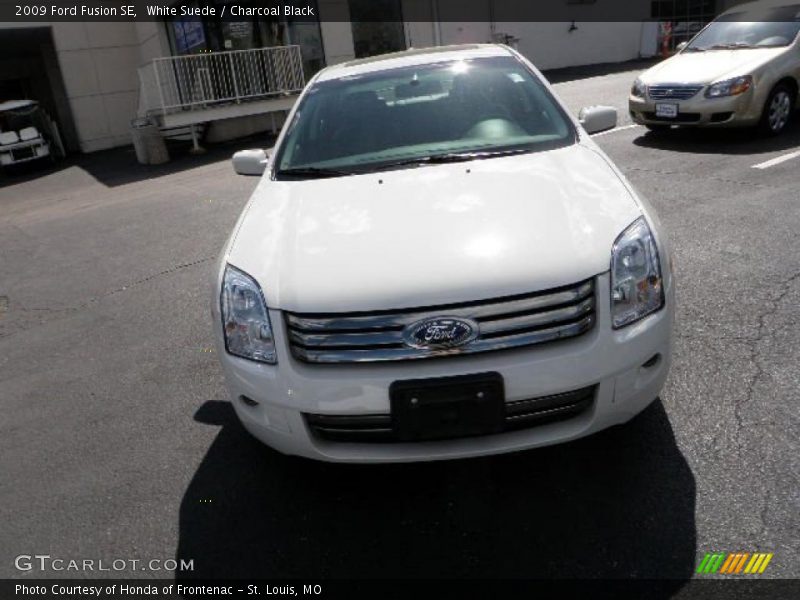 White Suede / Charcoal Black 2009 Ford Fusion SE