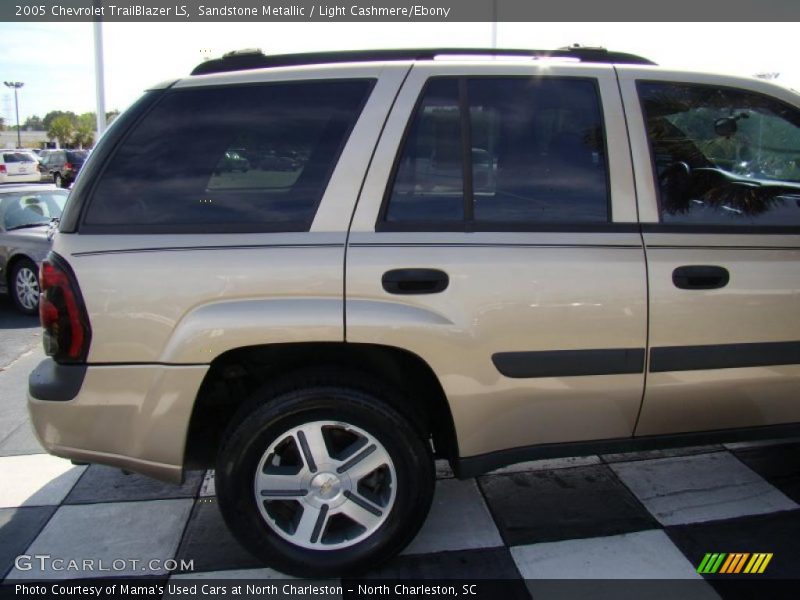 Sandstone Metallic / Light Cashmere/Ebony 2005 Chevrolet TrailBlazer LS