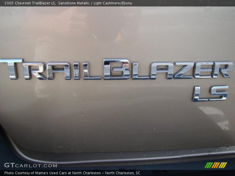 Sandstone Metallic / Light Cashmere/Ebony 2005 Chevrolet TrailBlazer LS
