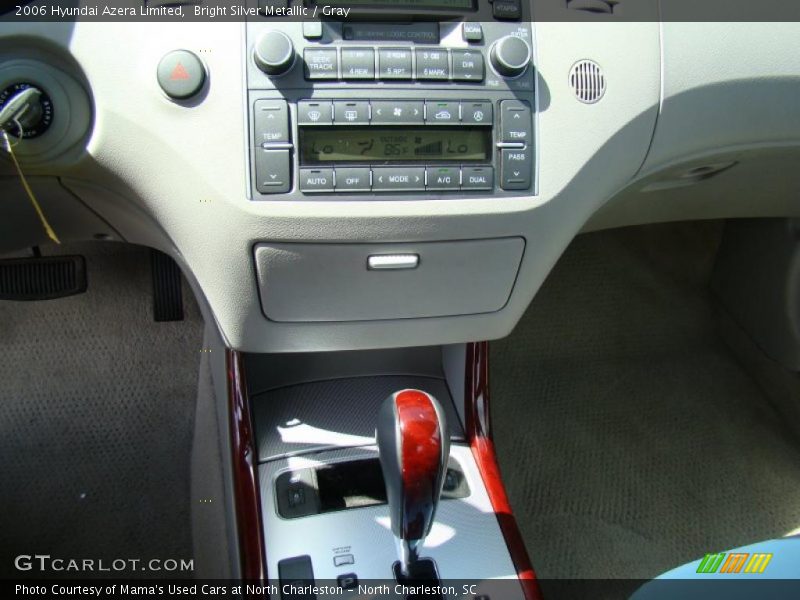 Bright Silver Metallic / Gray 2006 Hyundai Azera Limited