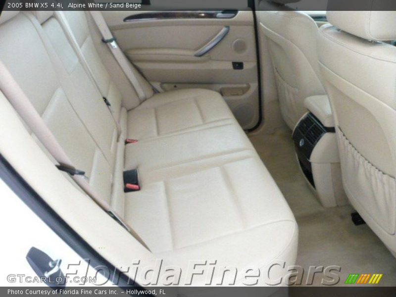 Alpine White / Sand Beige 2005 BMW X5 4.4i