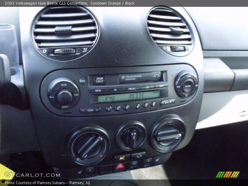 Sundown Orange / Black 2003 Volkswagen New Beetle GLS Convertible