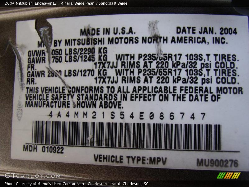 Mineral Beige Pearl / Sandblast Beige 2004 Mitsubishi Endeavor LS