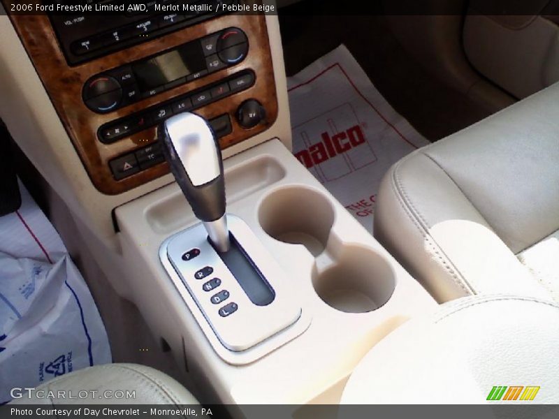 Merlot Metallic / Pebble Beige 2006 Ford Freestyle Limited AWD