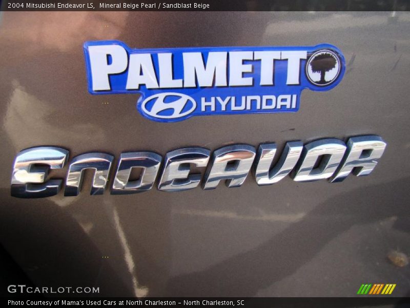 Mineral Beige Pearl / Sandblast Beige 2004 Mitsubishi Endeavor LS