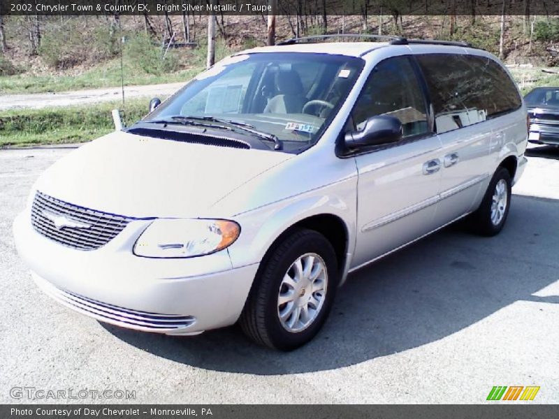 Bright Silver Metallic / Taupe 2002 Chrysler Town & Country EX